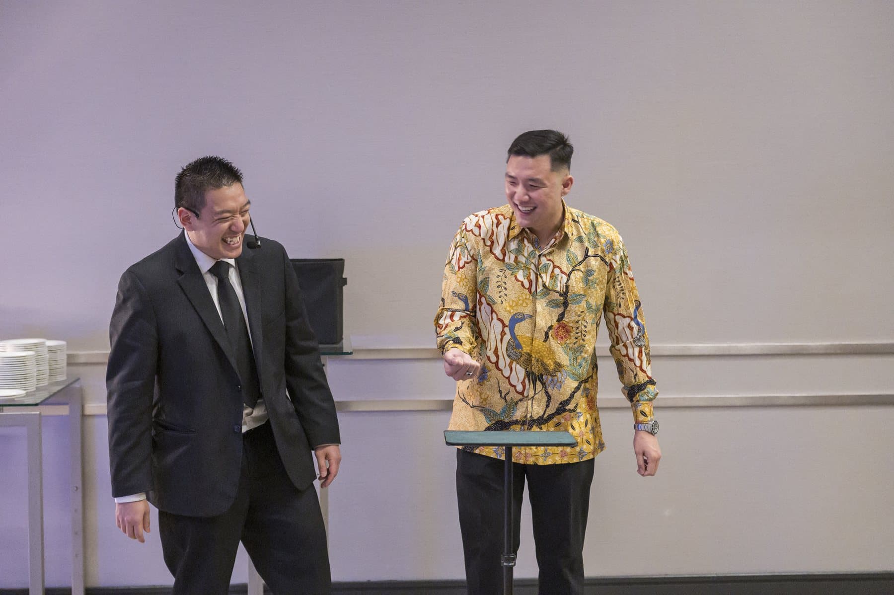John Ha Magic event reaction photo from the Best Magic Pictures gallery: j chan photography 121424 98